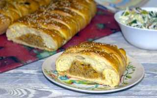 Кулебяка с капустой и яйцом в духовке