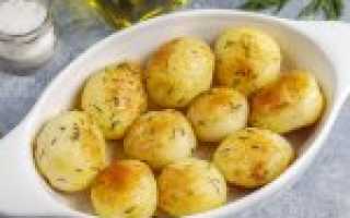 Как вкусно запечь картофель с сыром в духовке